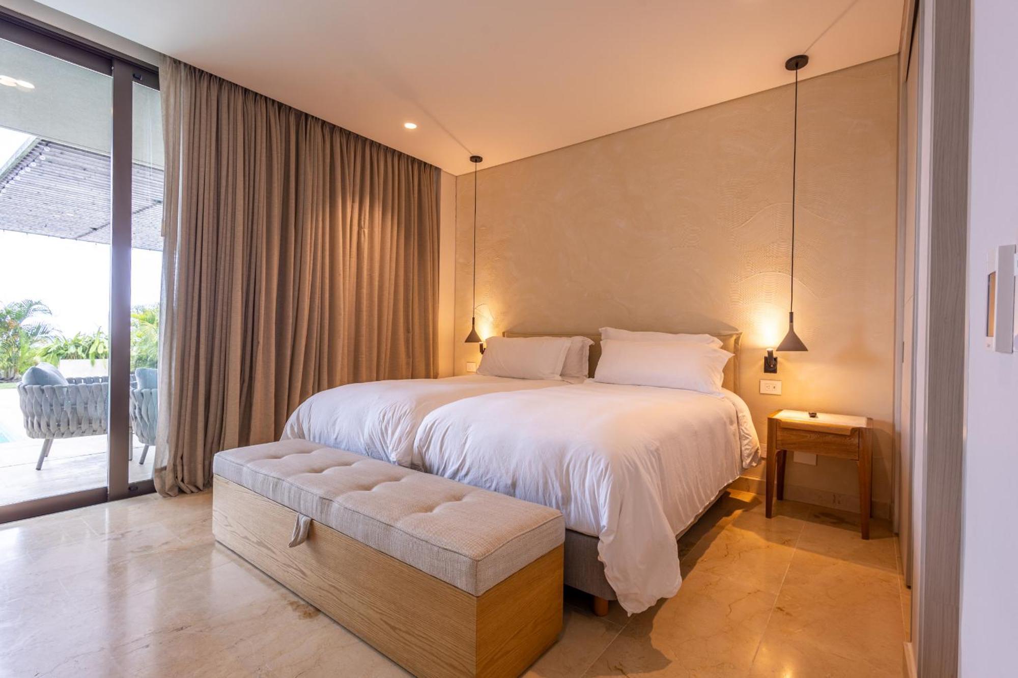 Villa Incredible 4br With Ocean View In Calablanca *