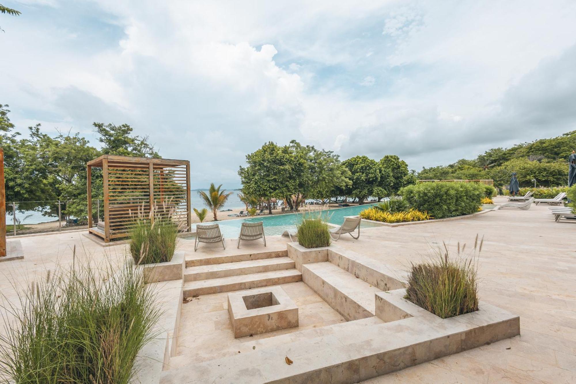 Incredible 4br With Ocean View In Calablanca Cartagena