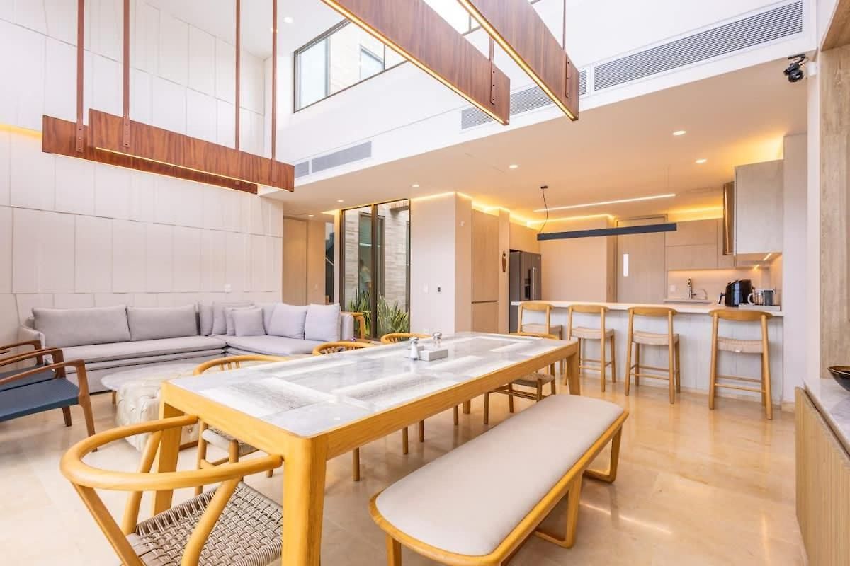 Incredible 4br With Ocean View In Calablanca