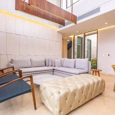 Incredible 4br With Ocean View In Calablanca