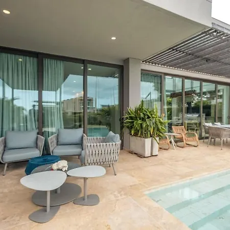 Incredible 4br With Ocean View In Calablanca * Cartagena